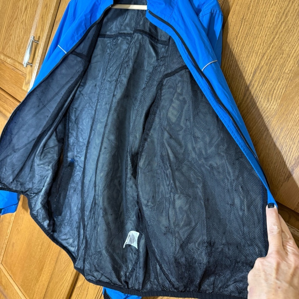 GoreTex Running Wear Windstopper Jacket Blue Men’s Lightweight Cycling Run Large - Picture 5 of 9